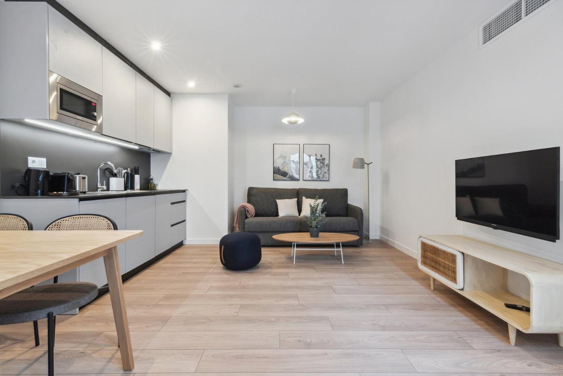 Limehome Valencia Carrer Del Pare Palau I Quer Room photo